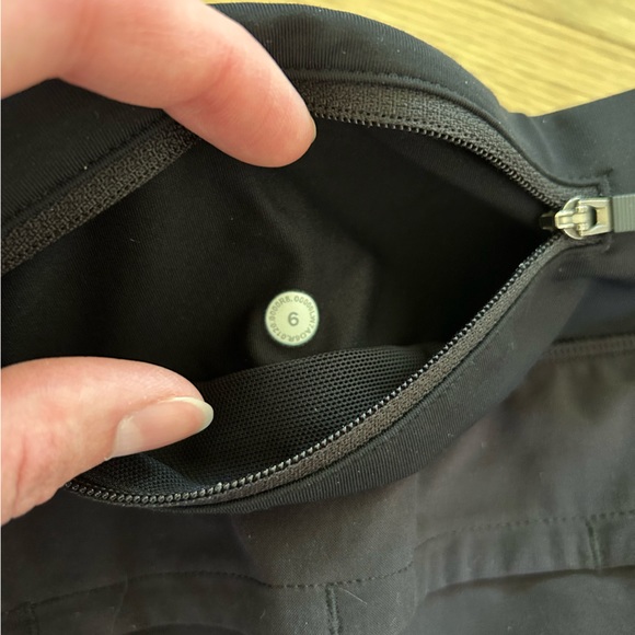 SOLD Lululemon speed up shorts - Picture 3 of 3